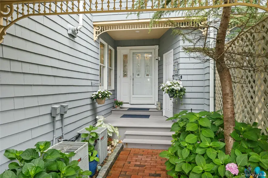 8 Victoria Drive #8, Amityville, NY 11701 - #3