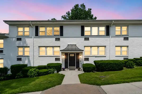 95 Avon Circle #D, Rye Brook, NY 10573