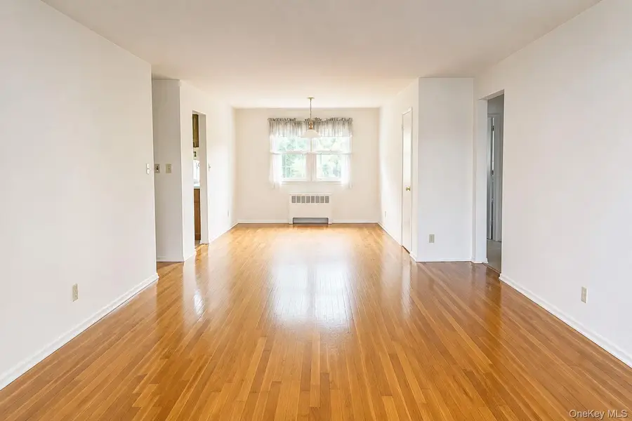 95 Avon Circle #D, Rye Brook, NY 10573 - #3