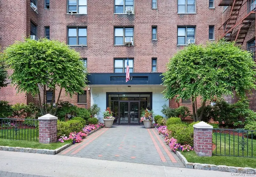77 Bronx River Road #1E, Yonkers, NY 10704 - #2