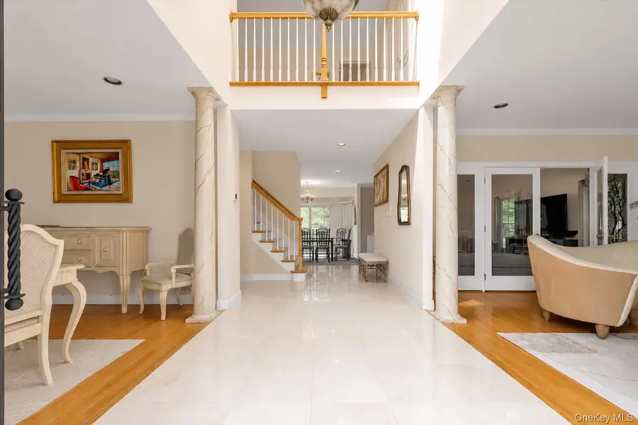 93 Oxford Boulevard, Great Neck, NY 11023 - #3