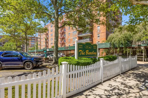 88-08 151st Avenue #4G, Howard Beach, NY 11414