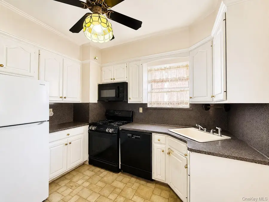 1623 Lurting Avenue, Bronx, NY 10461 - #2
