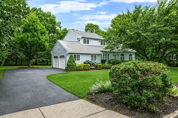 3 Liberty Lane, Miller Place, NY 11764