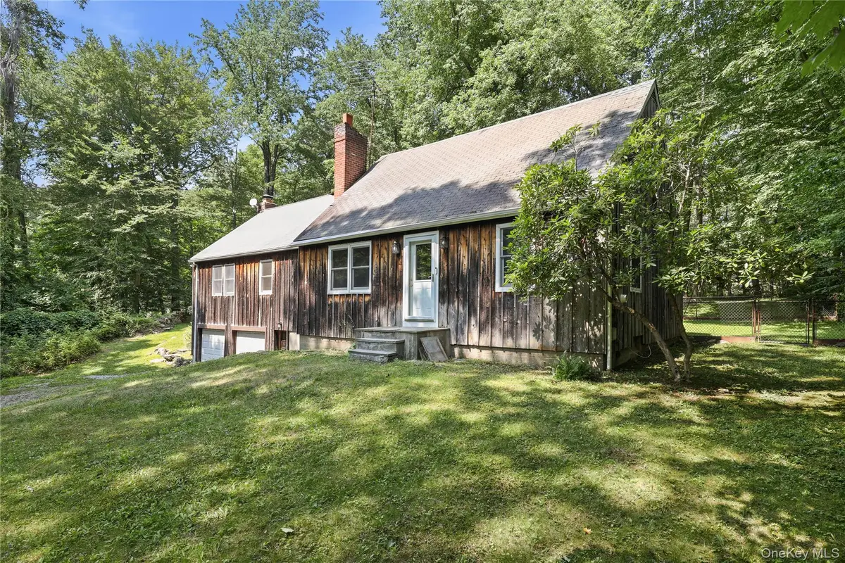 9 Stewart Road, South Salem, NY 10590 - #1