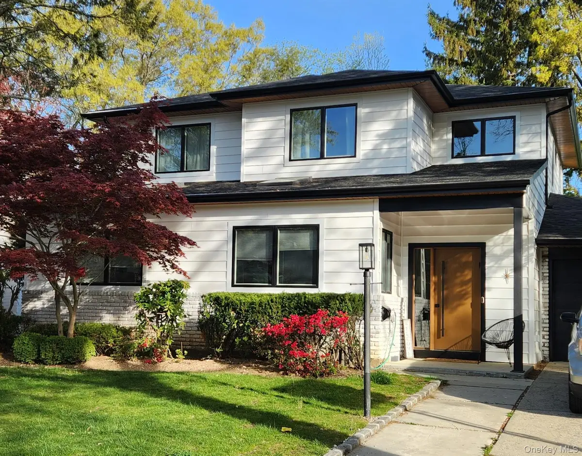 25 Lewis Lane, Port Washington, NY 11050 - #1