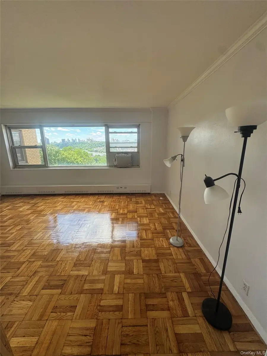 4 Fordham Hill Oval #7H, Bronx, NY 10468 - #2