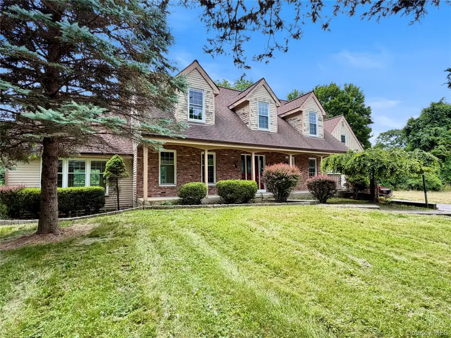 18 Fox Run, Hopewell Junction, NY 12533 - #2