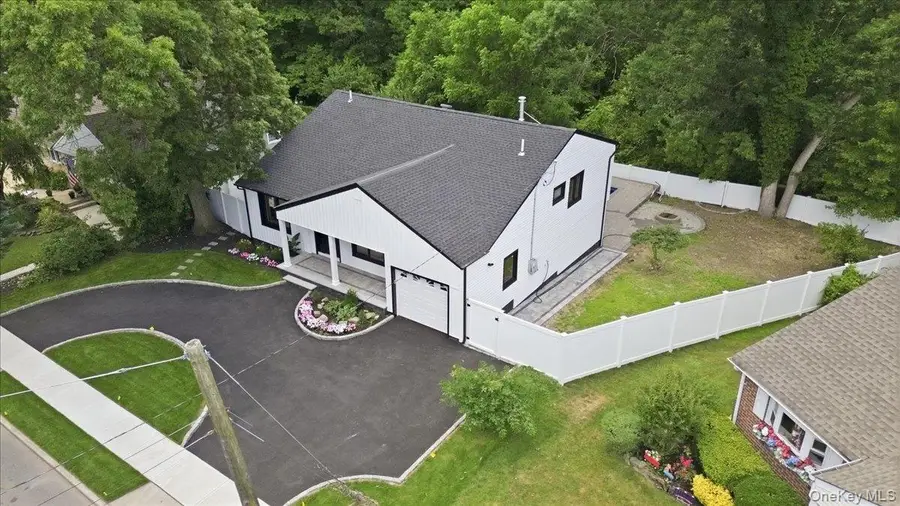 378 Lakeshore Boulevard, Massapequa Park, NY 11762 - #2