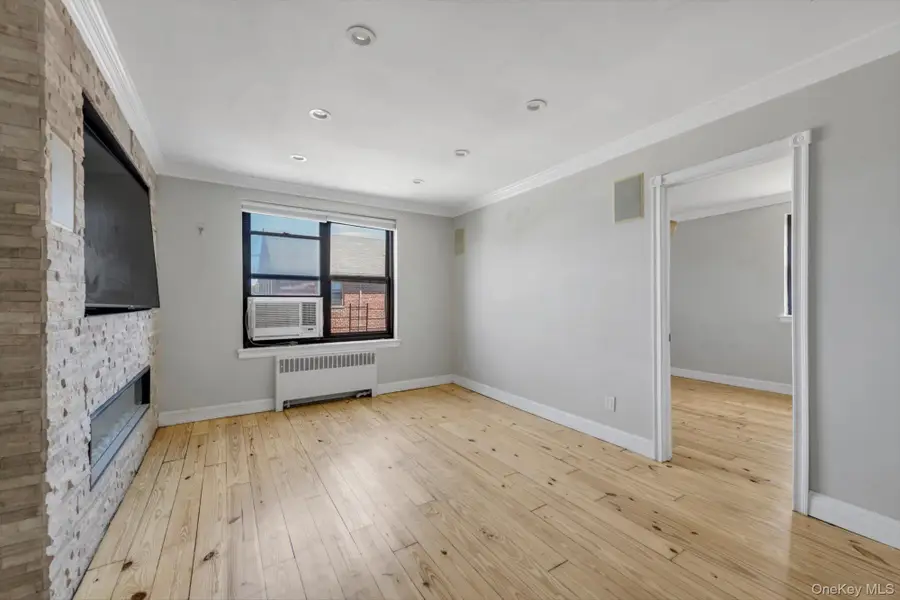 20106 Rocky Hill Road #6G2, Bayside, NY 11361 - #3