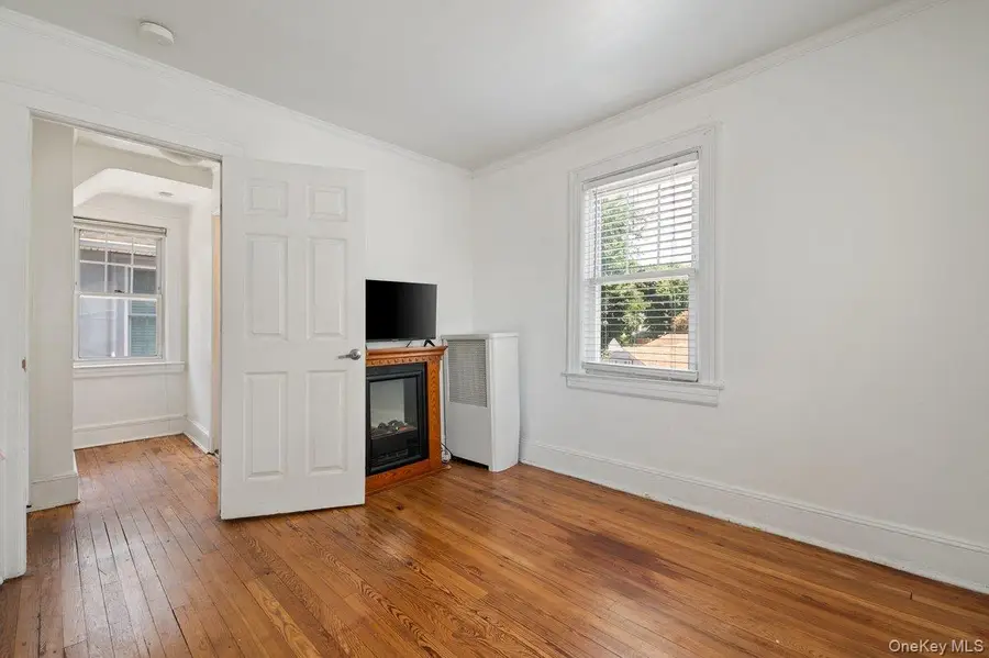 8815 Commonwealth Boulevard, Bellerose, NY 11426 - #3