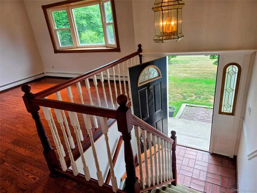 3 Abbey Road, Hyde Park, NY 12538 - #3