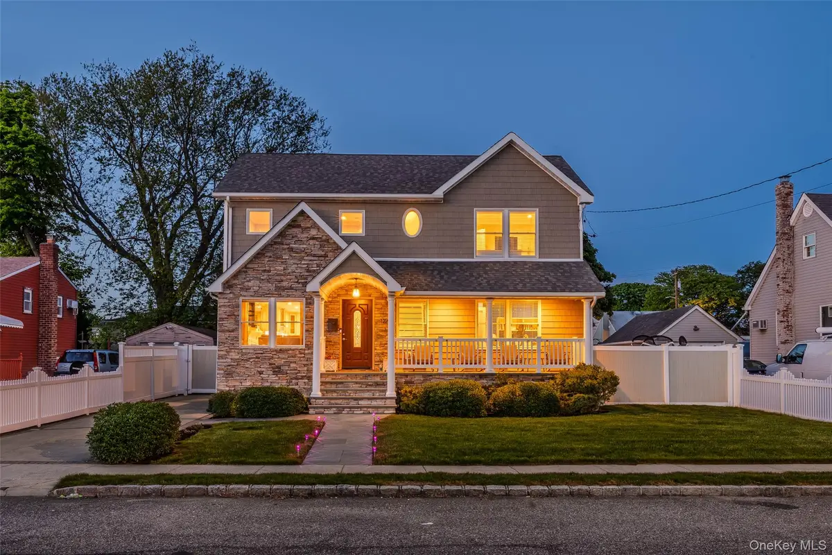 122 Linton Avenue, Lindenhurst, NY 11757 - #1