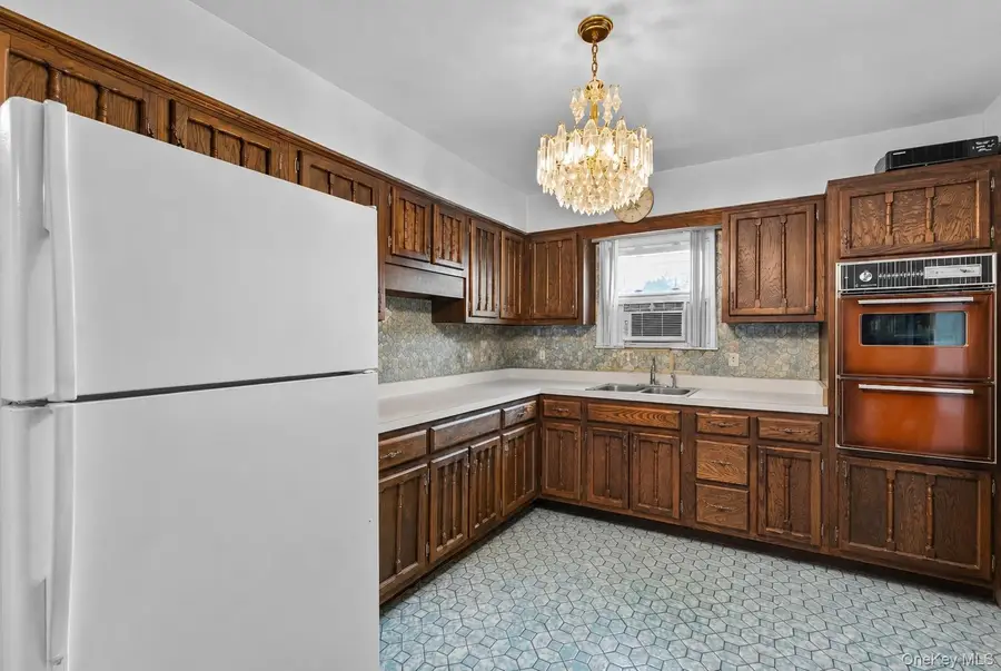 442 Albern Avenue, Oceanside, NY 11572 - #3