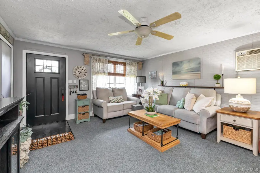 348 Hendrickson Avenue, Valley Stream, NY 11580 - #2