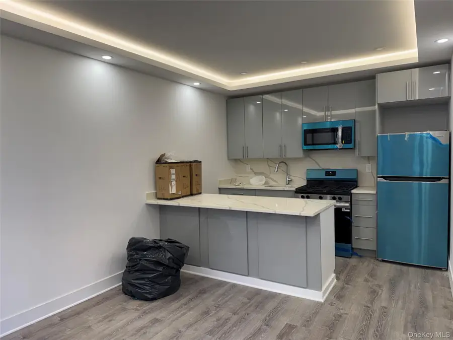 83-52 Talbot Street #2-E, Kew Gardens, NY 11415 - #3
