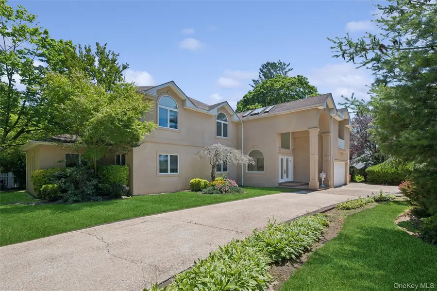 1319 Auerbach Avenue, Hewlett Harbor, NY 11557 - #2