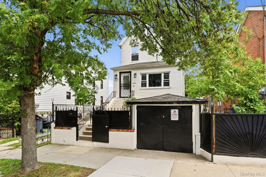 4000 Pratt Avenue, Bronx, NY 10466 - #2
