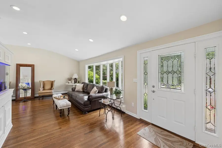 1 Ryan Court, Syosset, NY 11791 - #2