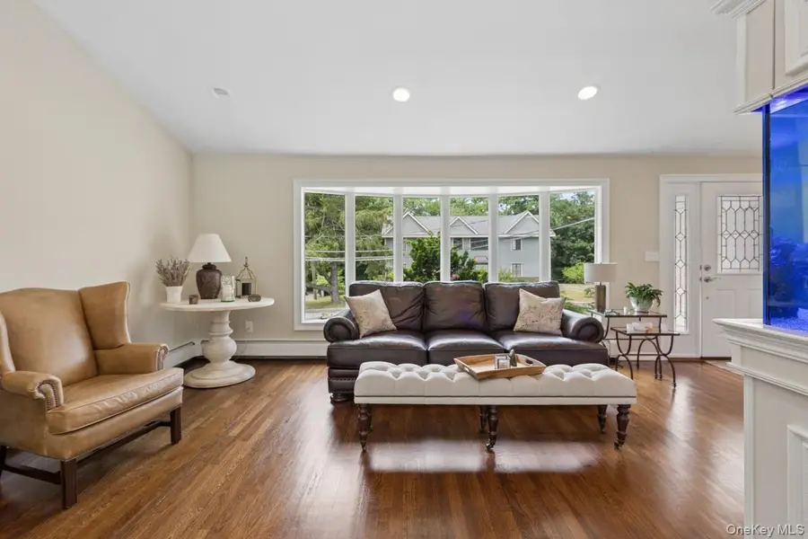1 Ryan Court, Syosset, NY 11791 - #3