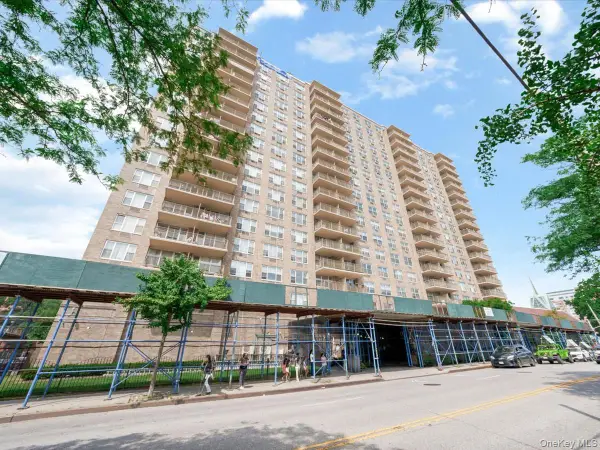 41-40 Union Street #8V, Flushing, NY 11355