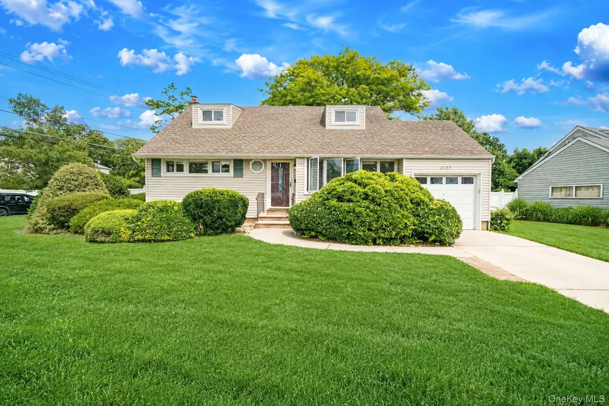 2055 Alan Drive, Seaford, NY 11783 - #1