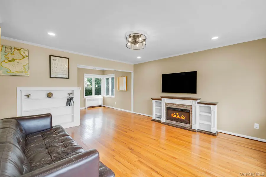 2055 Alan Drive, Seaford, NY 11783 - #2