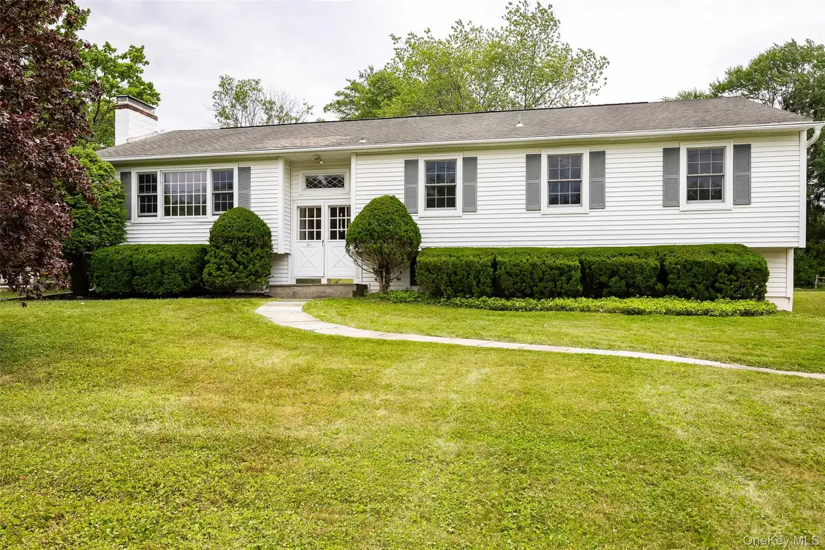 5 Millbank Road, Poughkeepsie, NY 12603 - #1