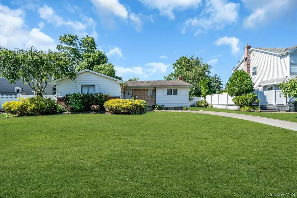 33 Cameo Road, Commack, NY 11725 - #1