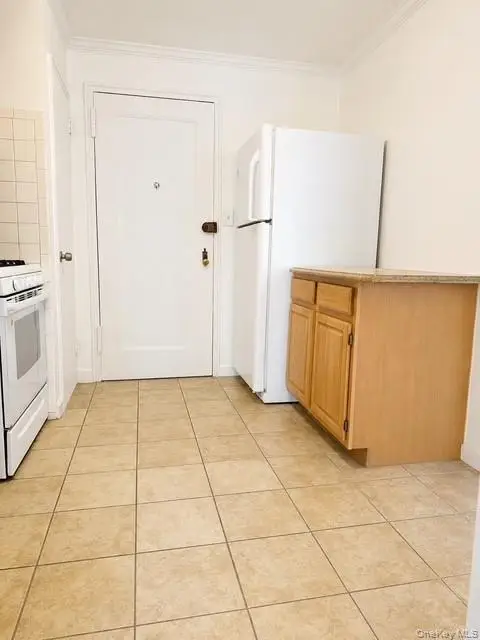65-45 Yellowstone Boulevard #5C, Forest Hills, NY 11375 - #2