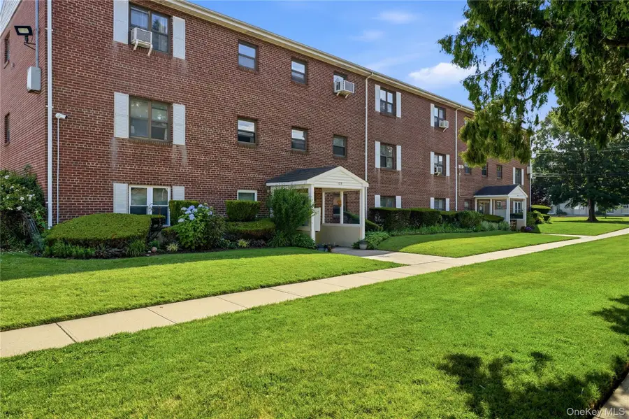 123 Park Avenue #B3, Amityville, NY 11701 - #2