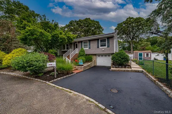 23 Oak Street, Centereach, NY 11720