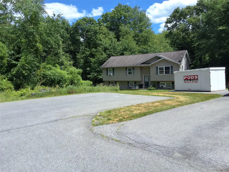 28 Jorge Lane, Wallkill, NY 12589 - #2