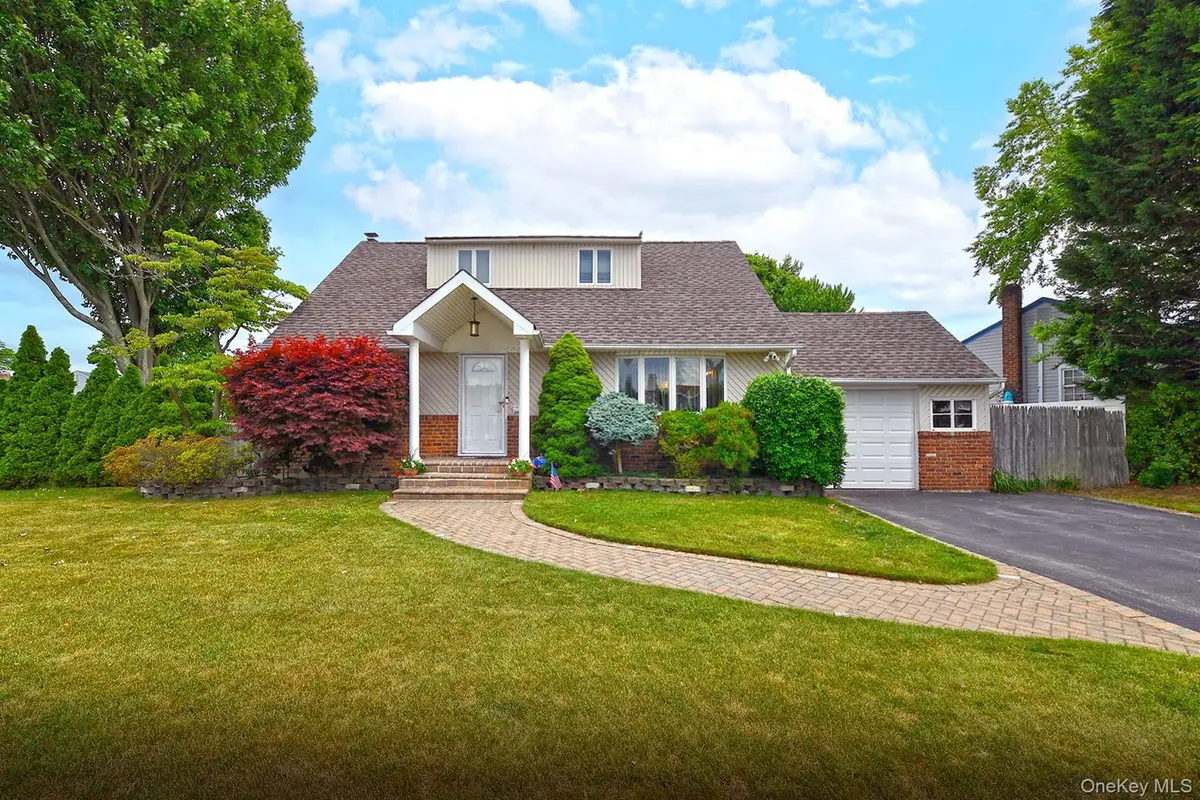 1238 Garden Place, Wantagh, NY 11793 - #1