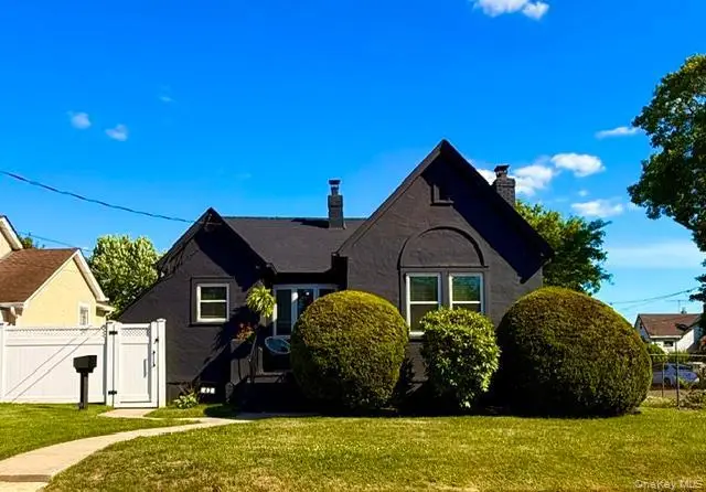 43 Elinor Place, Freeport, NY 11520 - #1