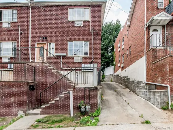 3939 Secor Avenue, Bronx, NY 10466