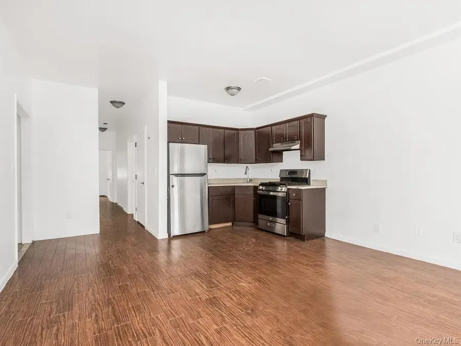 3939 Secor Avenue, Bronx, NY 10466 - #3