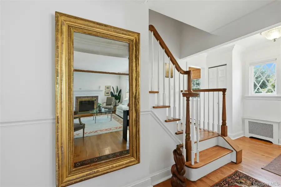 5 Arrowhead Place, Huntington, NY 11743 - #2