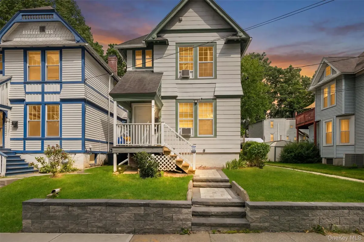 17 Carroll Street, Poughkeepsie, NY 12601 - #1