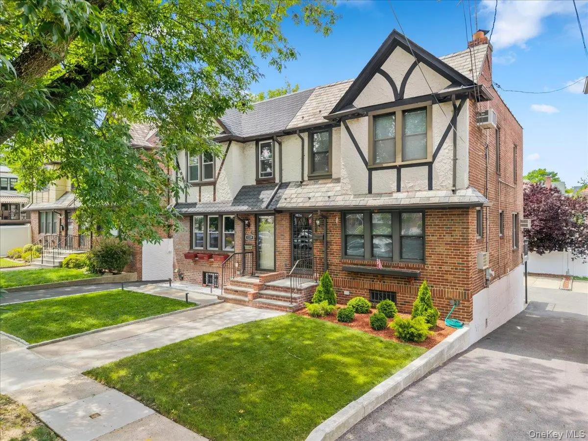 1241 Rhinelander Avenue, Bronx, NY 10461 - #1