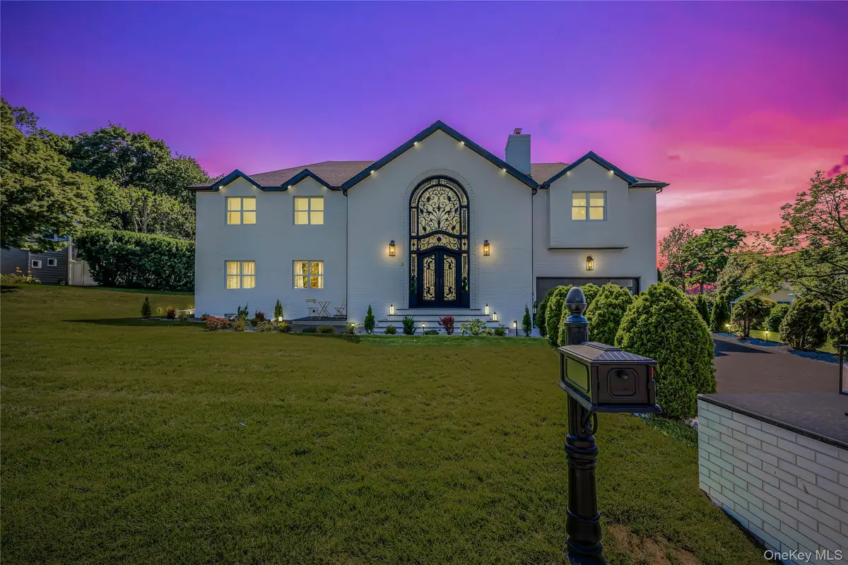 3 Fairview Lane, Glen Cove, NY 11542 - #1