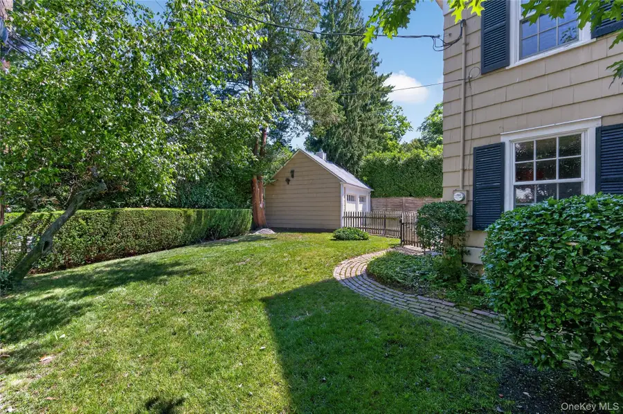 24 Crescent Road, Port Washington, NY 11050 - #3