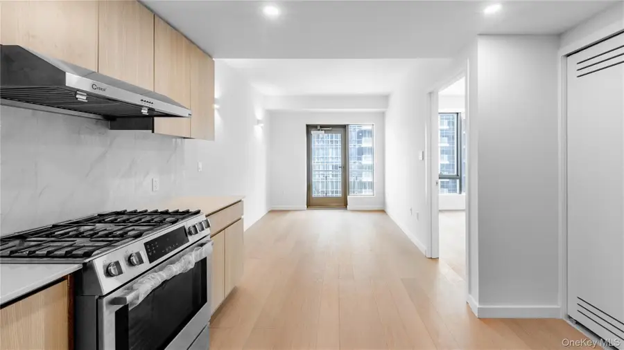 3371 Prince Street #10A, Flushing, NY 11354 - #2