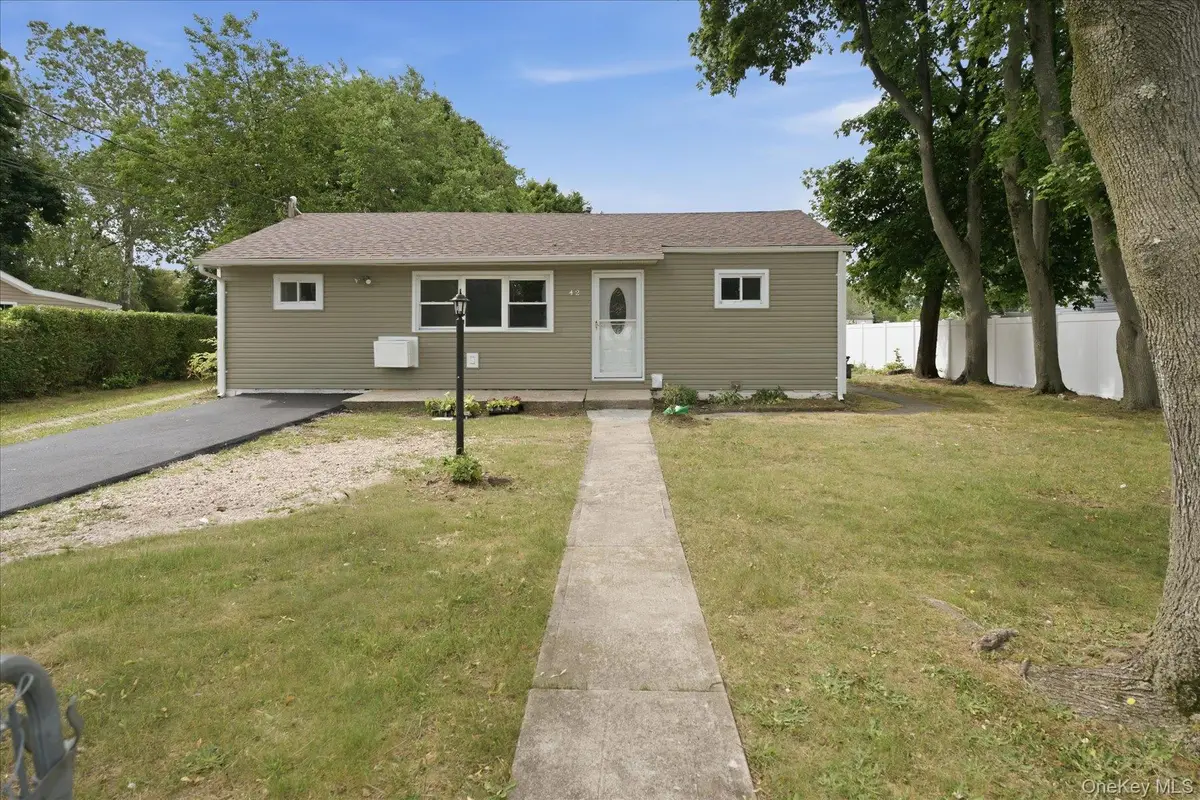 42 Bradley Street, Brentwood, NY 11717 - #1