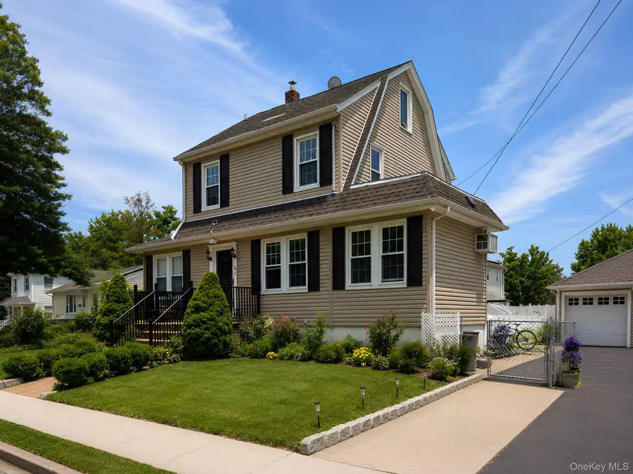 64 Avondale Street, Valley Stream, NY 11581 - #2