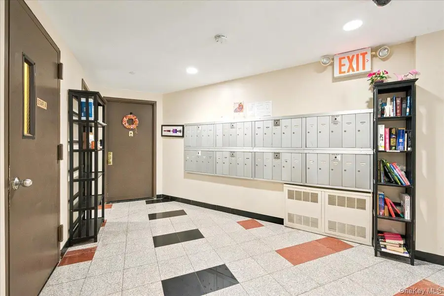 83-75 117th Street #4D, Kew Gardens, NY 11415 - #3