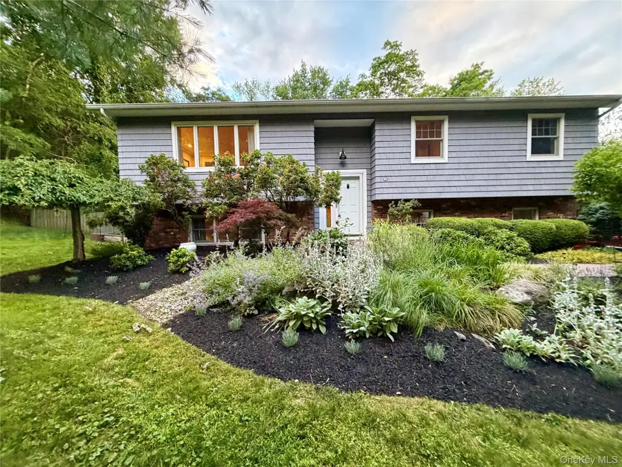 94 Hess Road, Valley Cottage, NY 10989 - #2