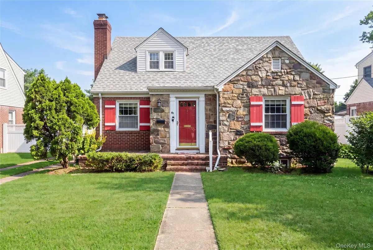637 Stratford Road, Baldwin, NY 11510 - #1