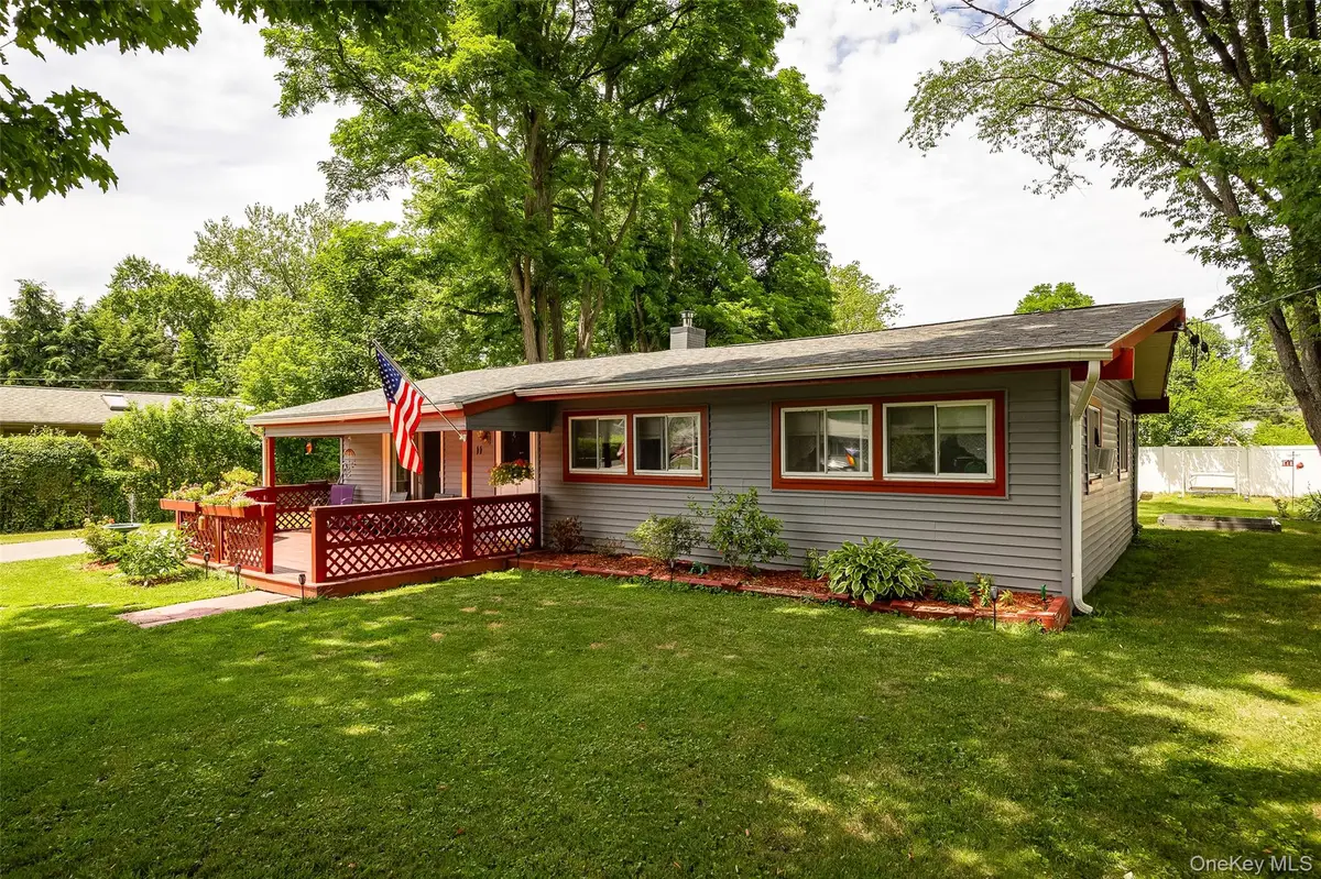 11 Princeton, Red Hook, NY 12571 - #1
