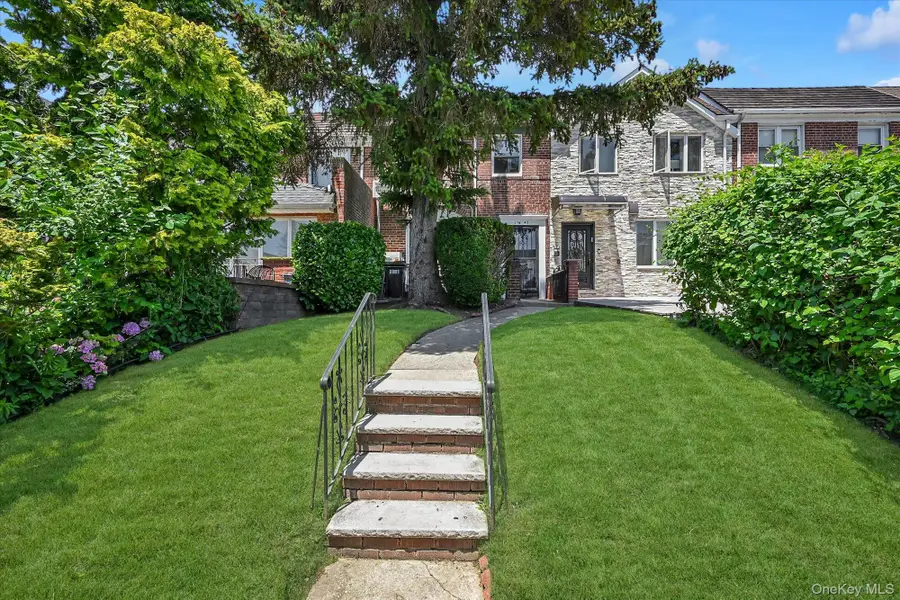 136-43 71st Road, Flushing, NY 11367 - #2